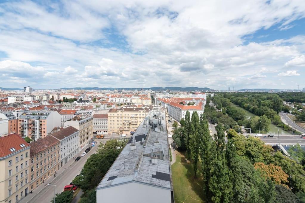 Апартаменты Hoch Hinaus, Neu Und Stilvoll Mit Pool Am Dach Вена Экстерьер фото